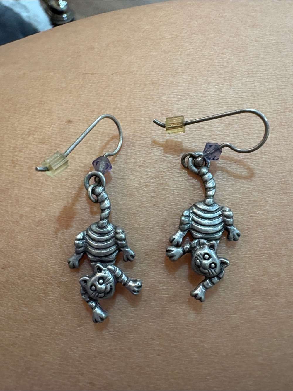 Articulated silver tone cat kitty kitten dangle earrings animal pet